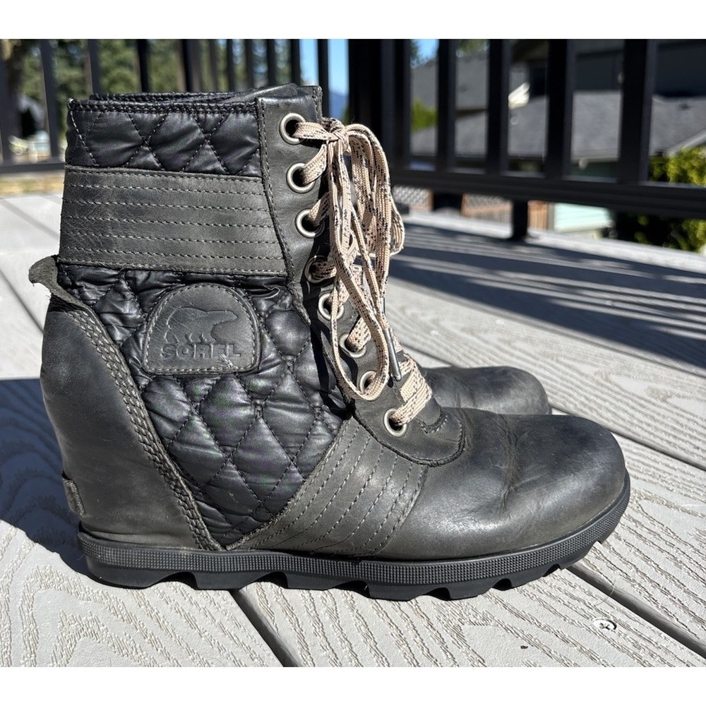 Sorel Boots Size US 8.5 Green‎ Lexie Wedge Quilted Lug Sole Leather 3375-026